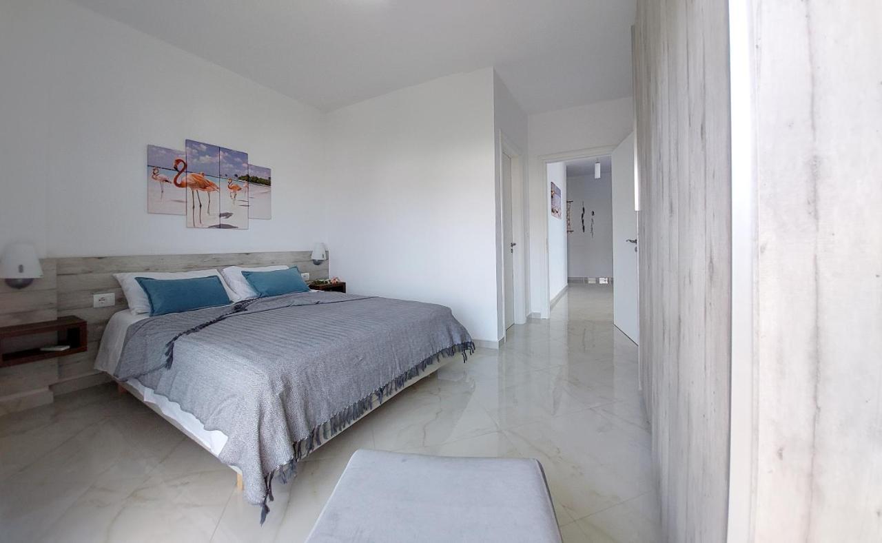 Cirasola Home - White Residence 1 Sarande Exterior photo